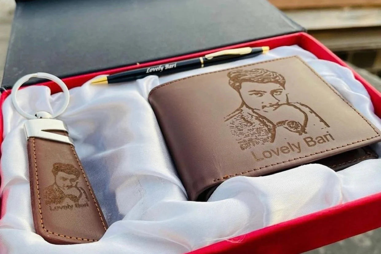 Custom Engraved Photo Wallet & Keychain Set | Madarax Store