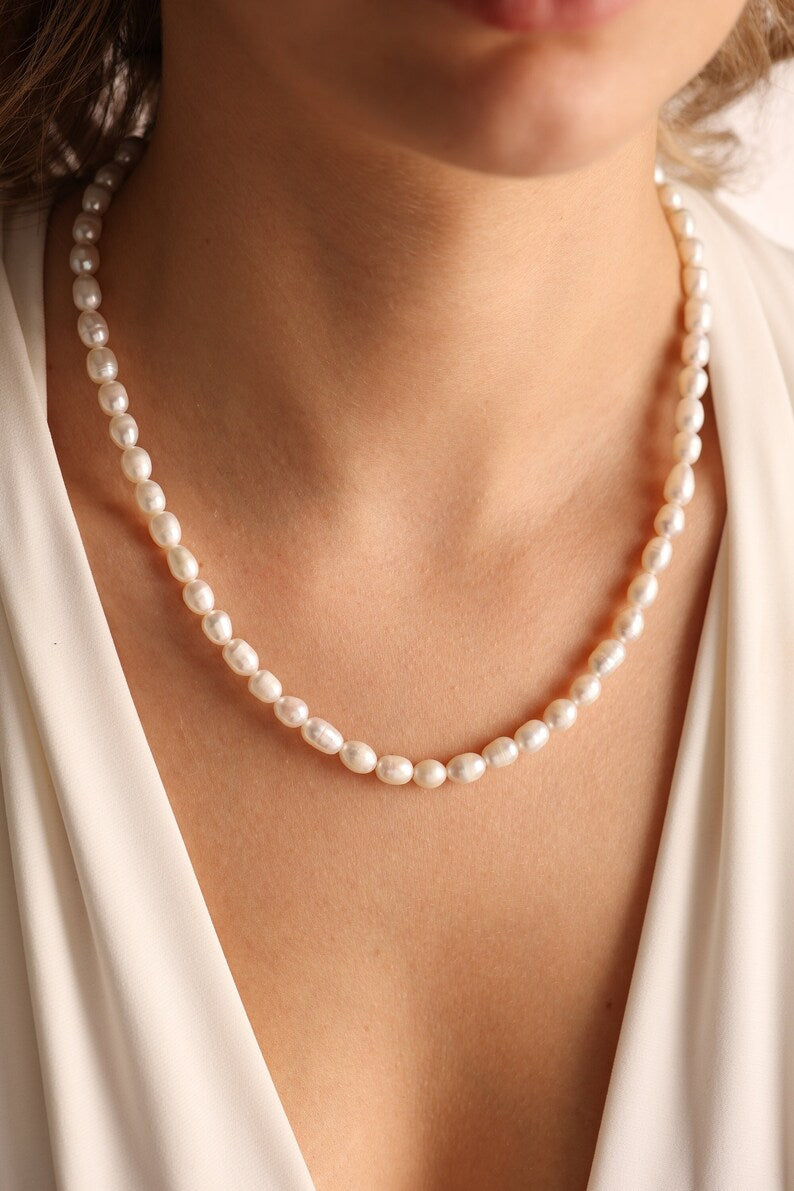Elegant Pearl Necklace for Women - Timeless Jewelry | Madarax Store