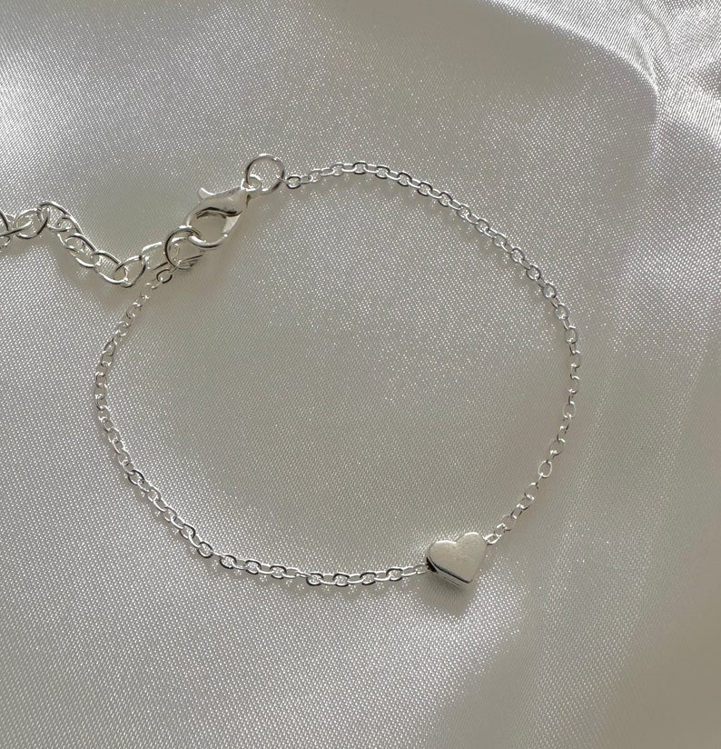 Dainty Heart Bracelet - Minimalist Gold & Silver Charm | Madarax Store